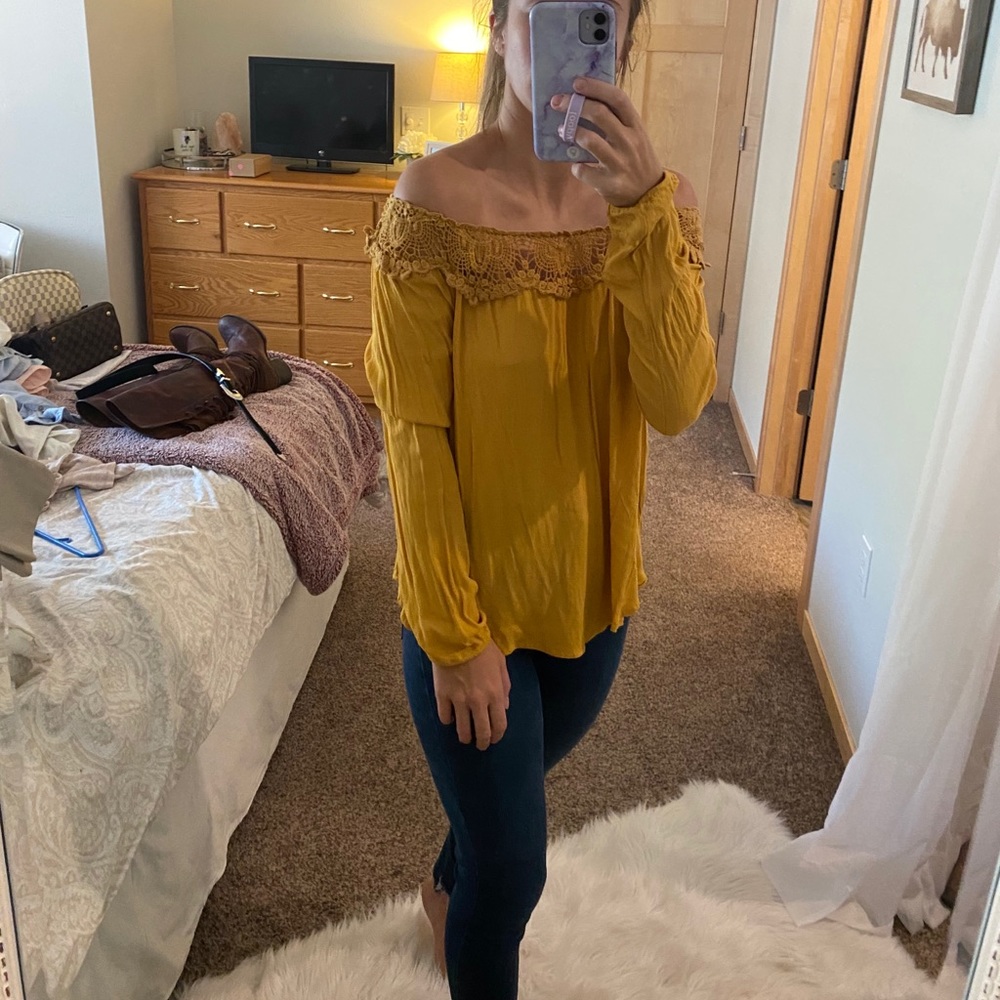 OTS Top - Picture 2 of 2